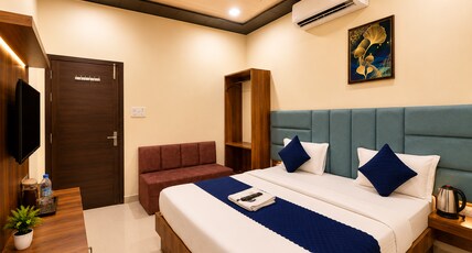 Hotel RK Residency Near Banke Bihari Mandir Room Type - Super Deluxe Hotel RK Residency Near Banke Bihari Mandir Room Type - Super Deluxe