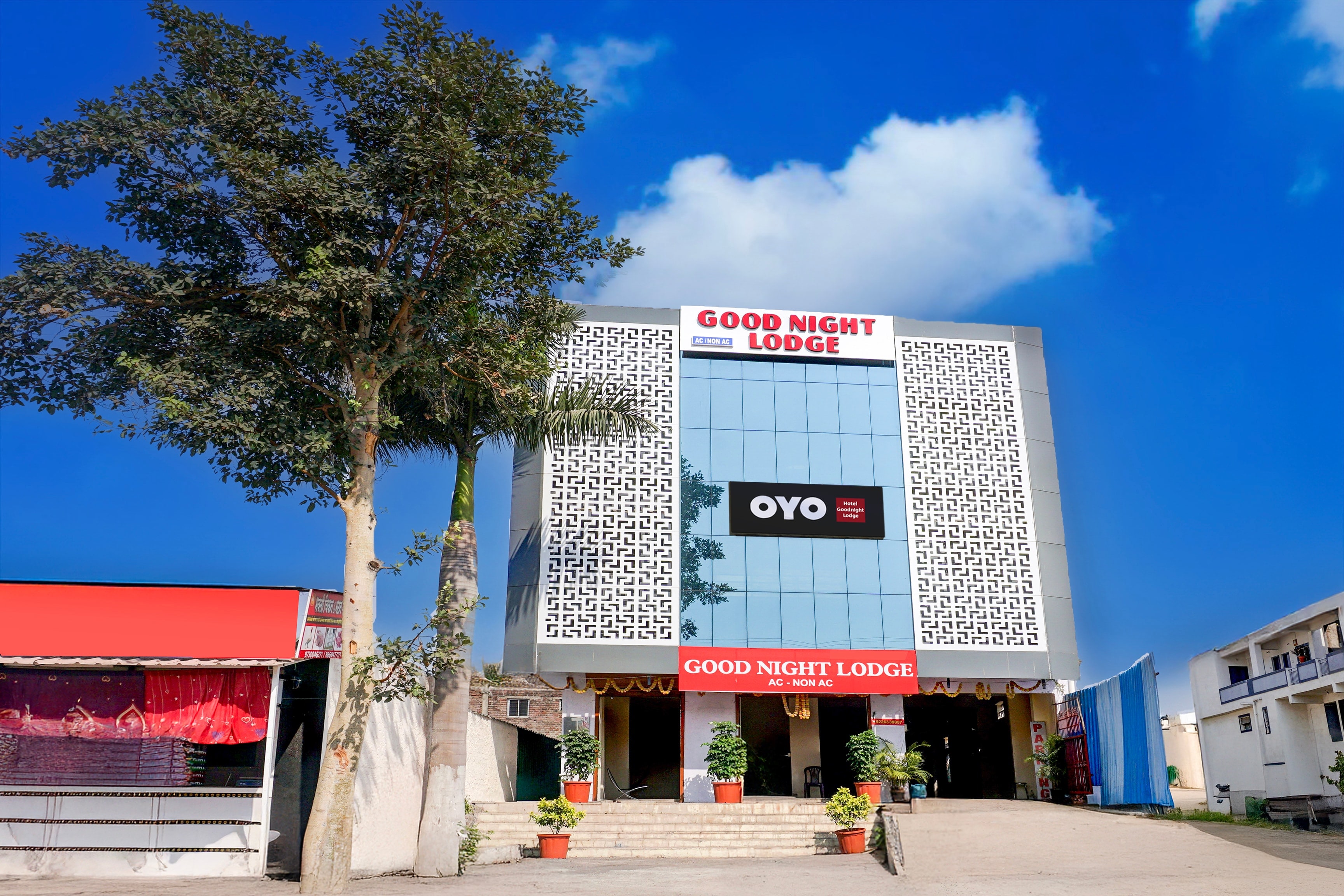 Hotel O by OYO Goodnight Lodge - Tap to explore photos