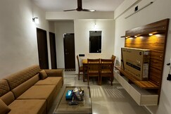 Entire New 2BHK with WFH Space NR Stadium