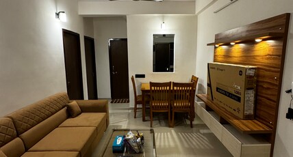 Entire New 2BHK with WFH Space NR Stadium Room Type - Entire New 2BHK with WFH Space NR Stadium