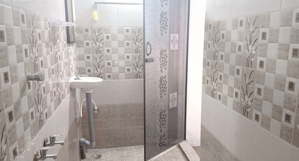 Ayyan Residency Room Type - Standard Double Room A/C