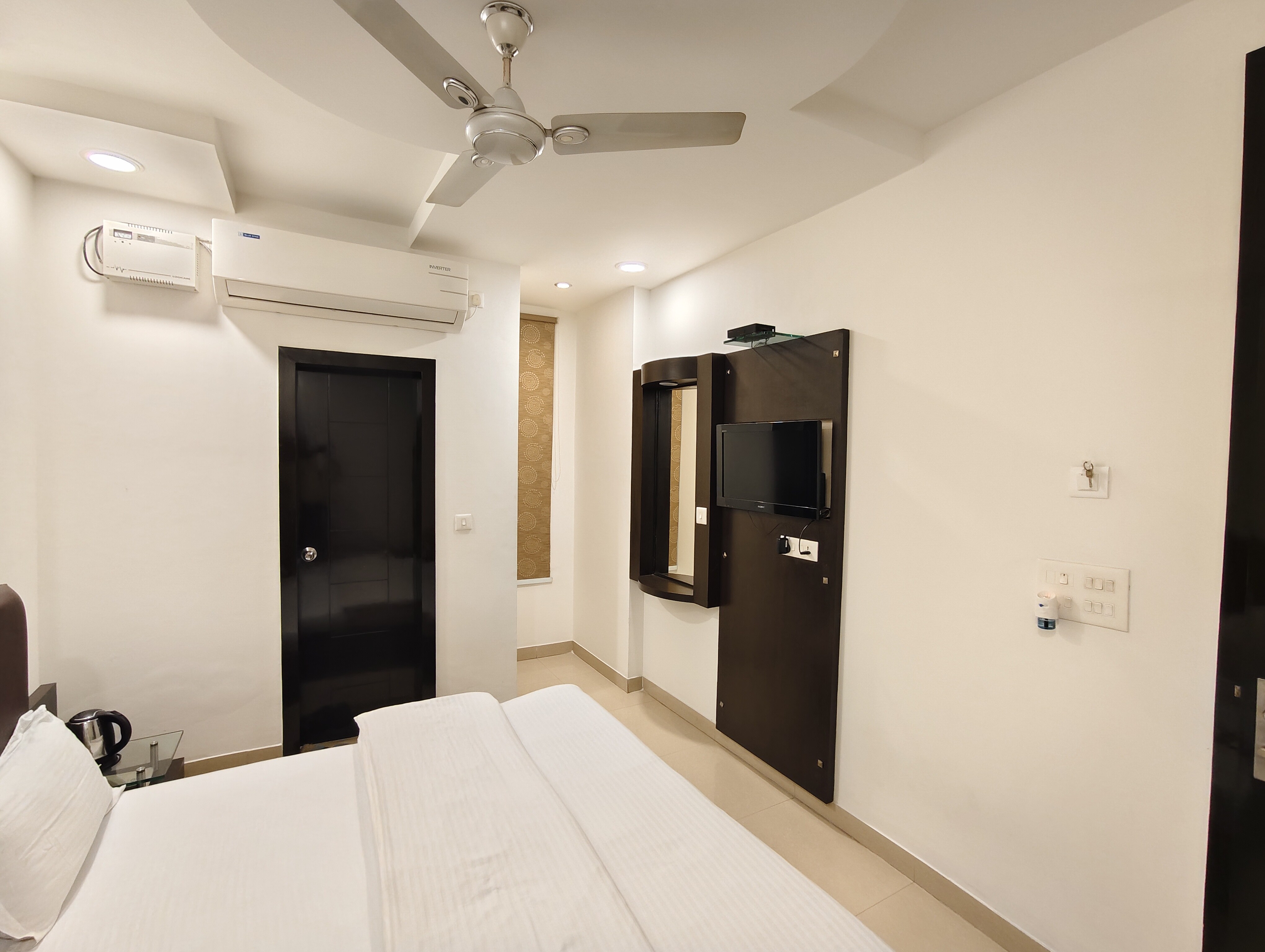HOTEL ASHOKA THE GRAND - Tap to explore photos