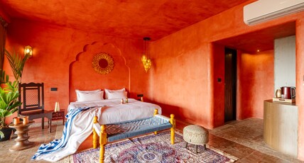 Nomads Resort Luxury Bathtub Suits and Private Pool Room Type - Morocco Themed Room with Bathtub