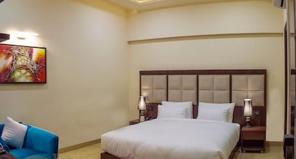 RADIANCE PARK Room Type - Deluxe RADIANCE PARK Room Type - Deluxe