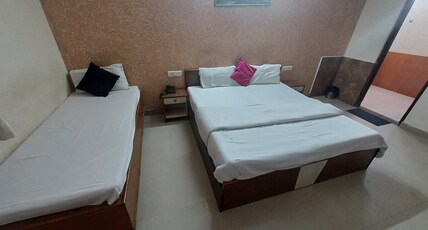 Star Inn Room Type - Super Deluxe RoomTriple