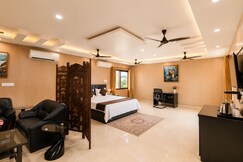 Hotel Saryu (Yatri Niwas Ayodhya)