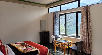 THE BIRDS PARADISE Room Type - Bedroom 5