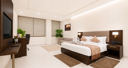 Hotel Lotus Vista Room Type - Premium Room