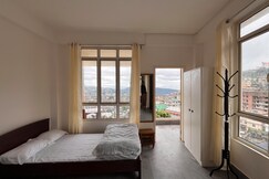 Bastian Service Apartment