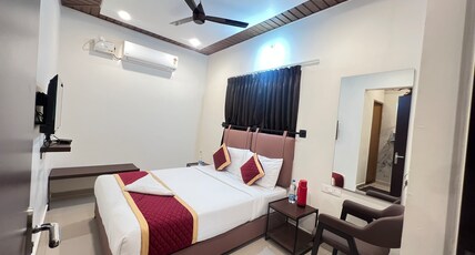 SVJMG BAKTHAPRIYA HILL VIEW RESIDENCY Room Type - Queen Room With Hill View SVJMG BAKTHAPRIYA HILL VIEW RESIDENCY Room Type - Queen Room With Hill View