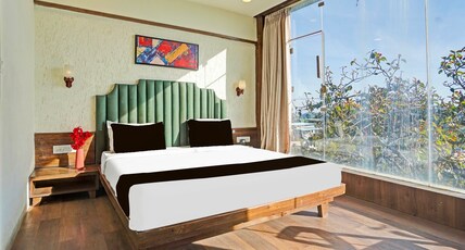 Collection O Arvind Marg Pachamarhi Room Type - Deluxe