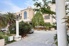 Grand 5 resort Meerut