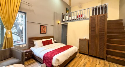 The Maple Woods Resort - (3 mins walk from Kosi River) Room Type - Family Room