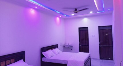 Patel Home stay Room Type - Deluxe