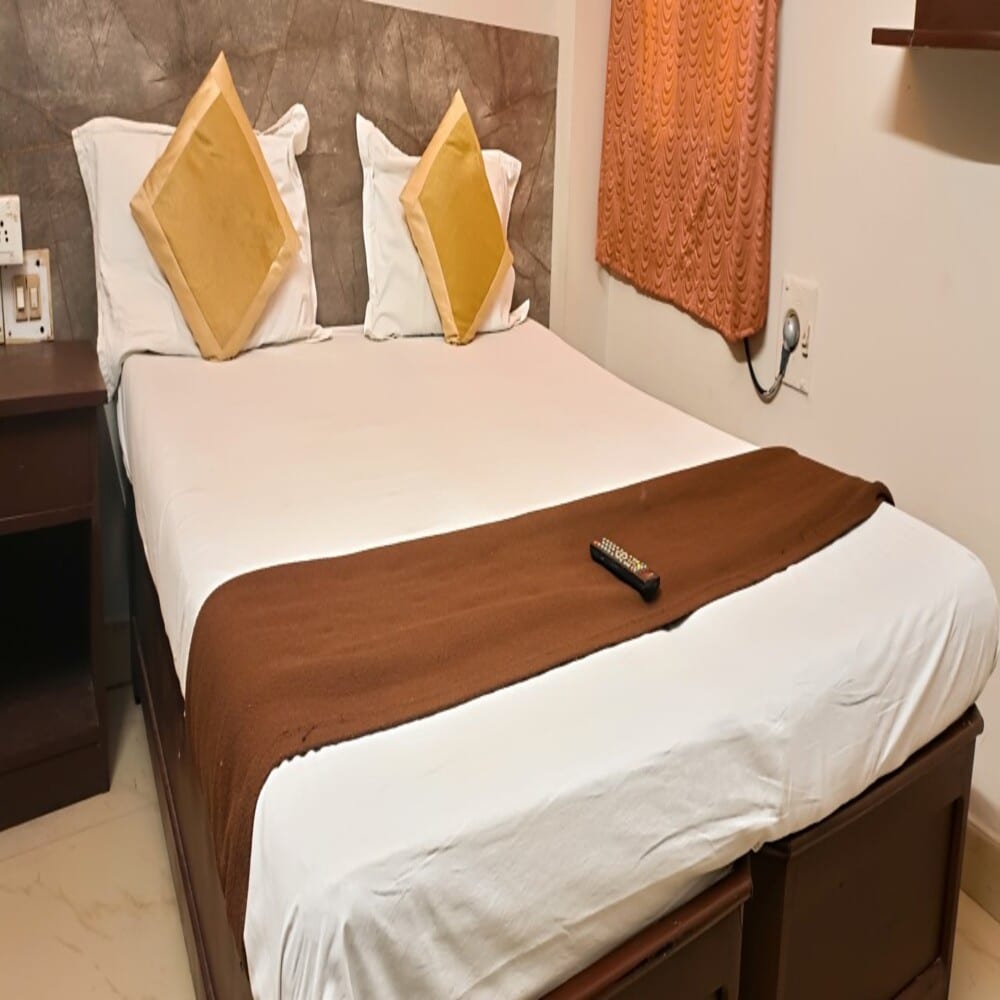 Hotel Central Gate - Tap to explore photos