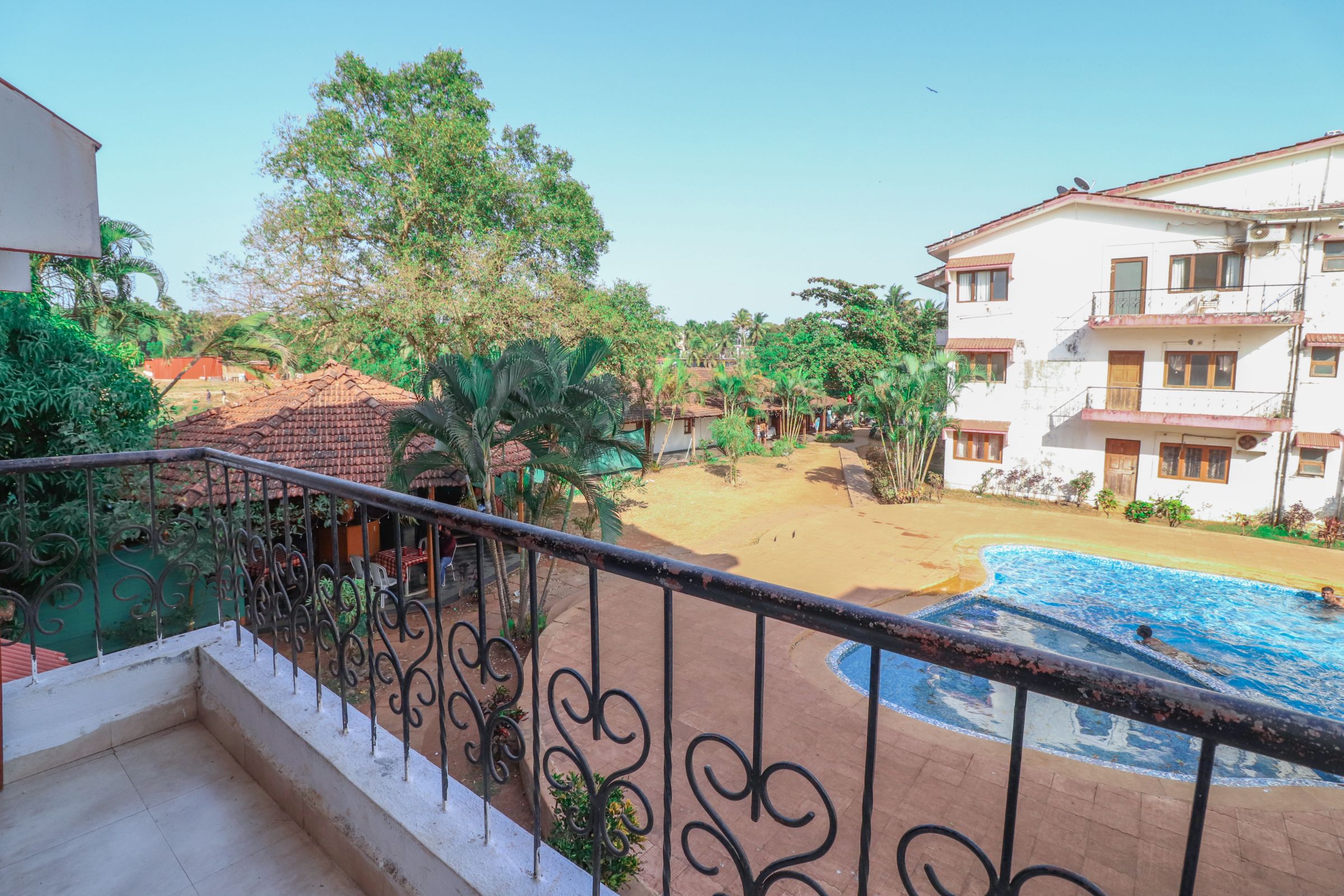 SSS Holiday Apartment-2 BHK Apartment - Tap to explore photos