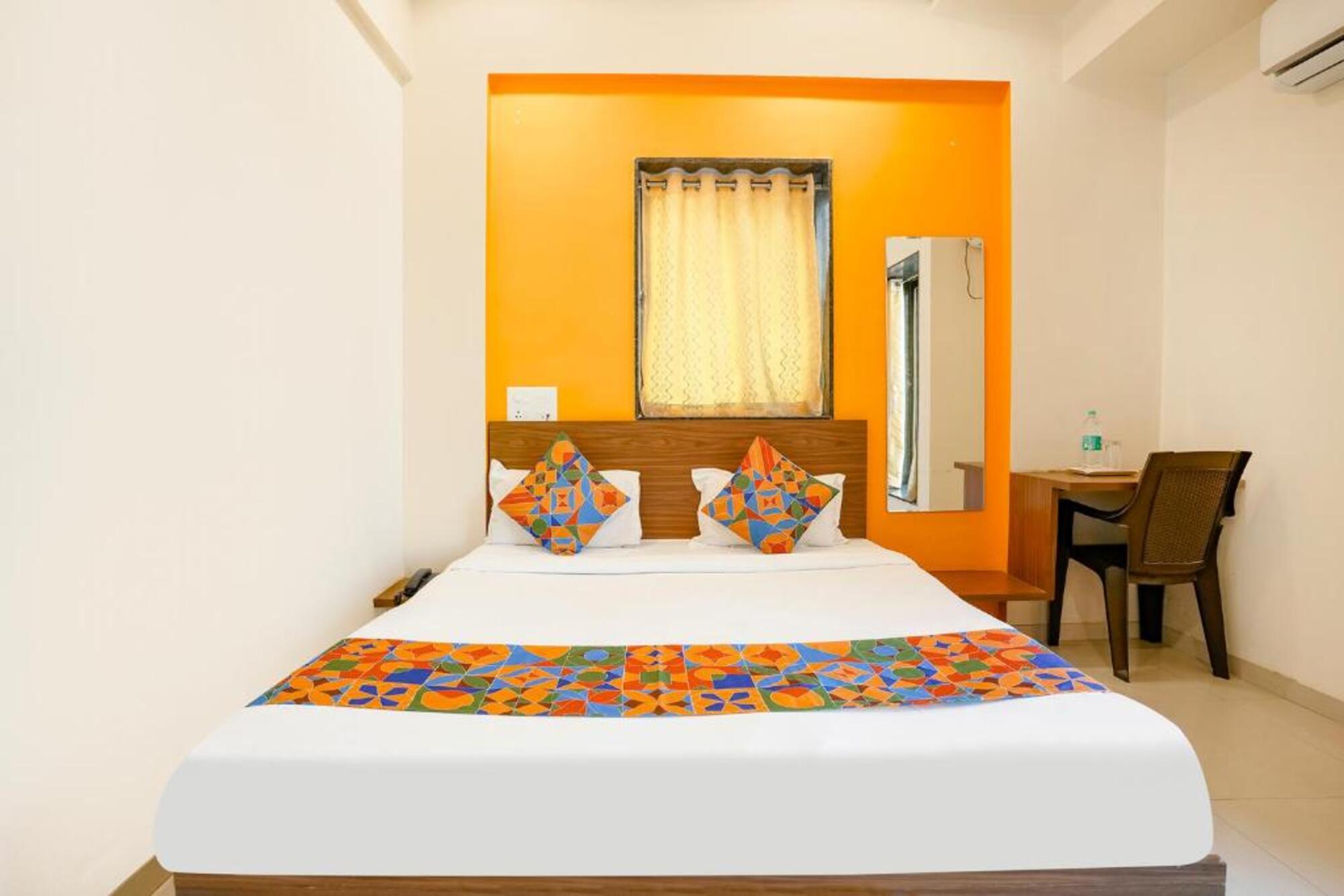 FabHotel 24 Baner - Nr. MCF Camp - Tap to explore photos