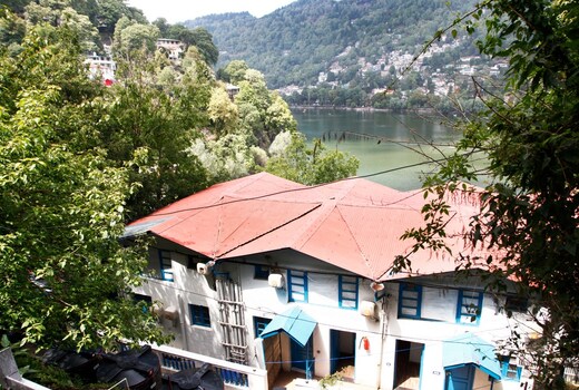 Manu Maharani Regency By Royal Collection Hotels