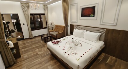 Royal Garden Beach Resort Room Type - Premium Suite Royal Garden Beach Resort Room Type - Premium Suite