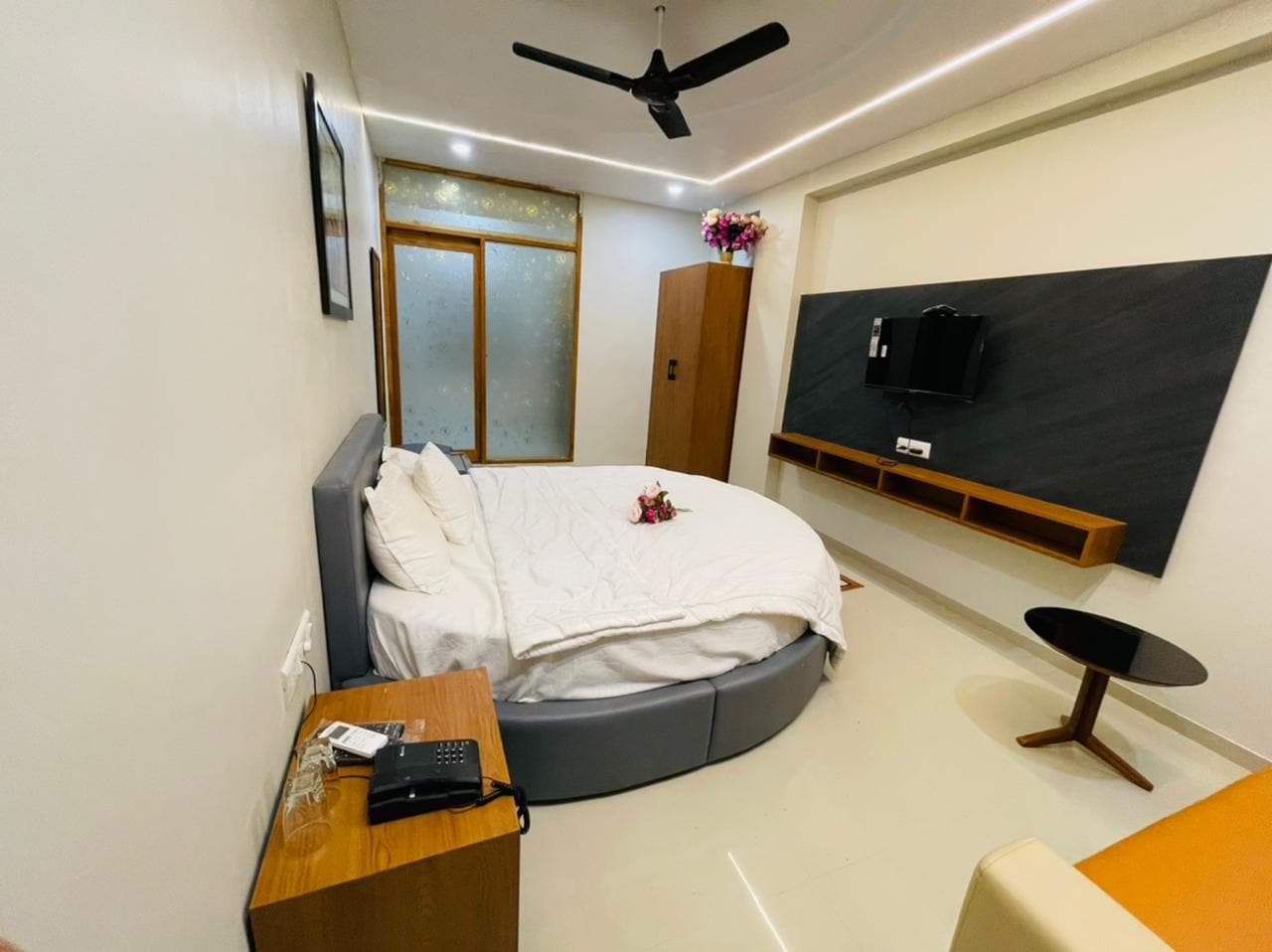 Hotel Dream View Inn - Tap to explore photos