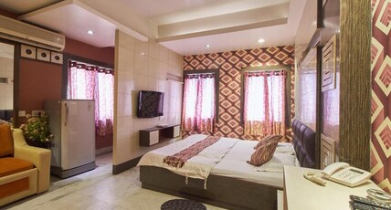 Shree Krishna International Hotel Room Type - Executive Room