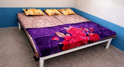 Mahadev Guest House Room Type - Single Bed