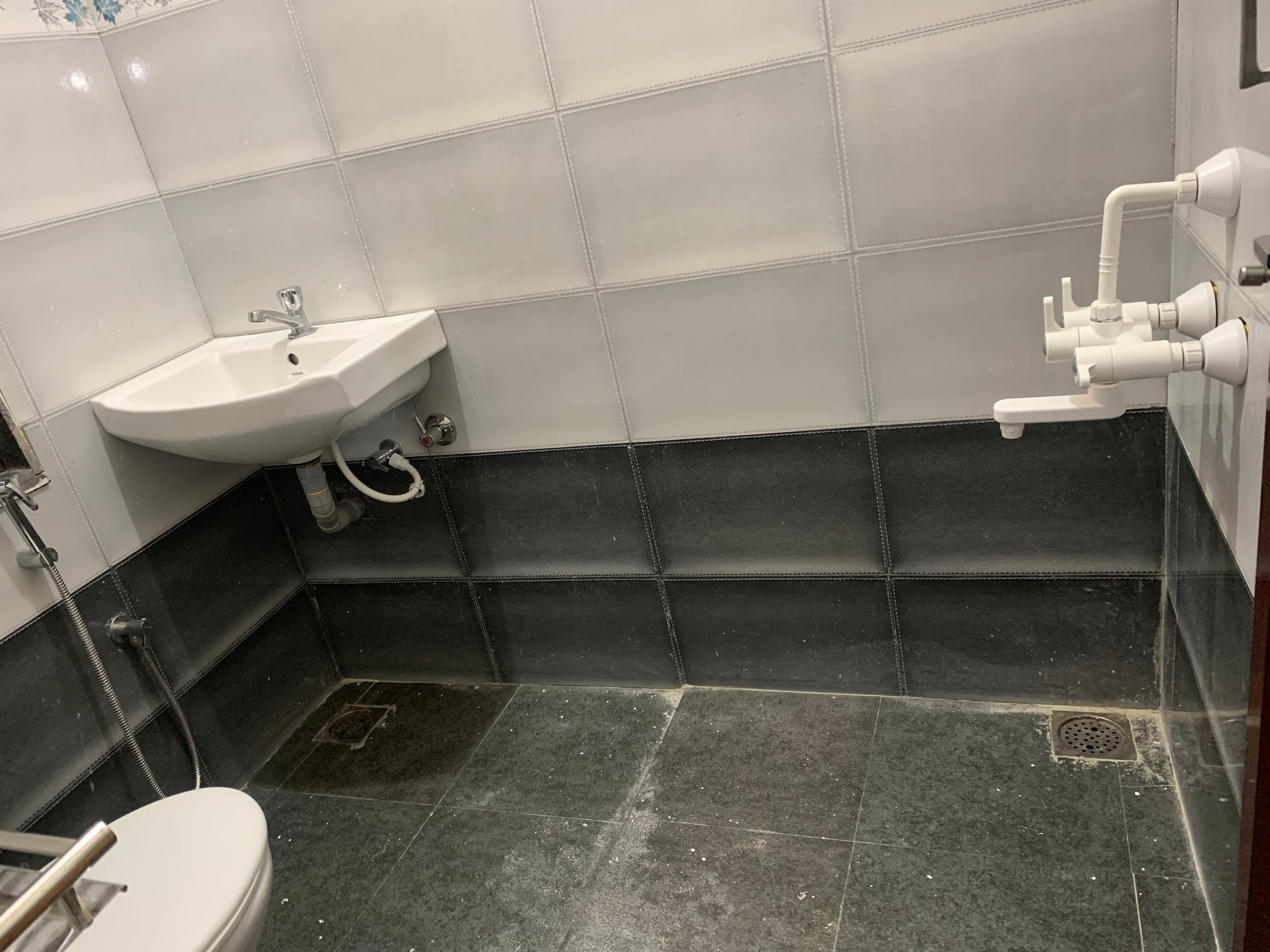 HOTEL TANISH - Tap to explore photos