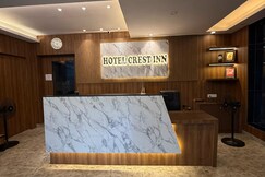 Hotel Crest Inn