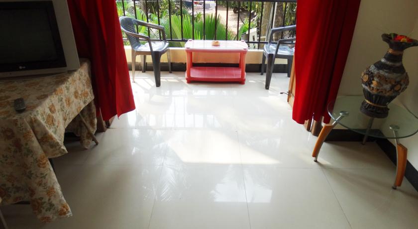 Private House - Tap to explore photos