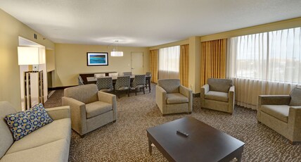 Hilton Orlando/Altamonte Springs Room Type - 1 KING PRESIDENTIAL SUITE Hilton Orlando/Altamonte Springs Room Type - 1 KING PRESIDENTIAL SUITE