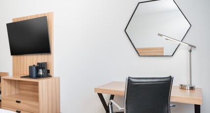 Holiday Inn Express TEGUCIGALPA Room Type - 1 King Suite Top Floor