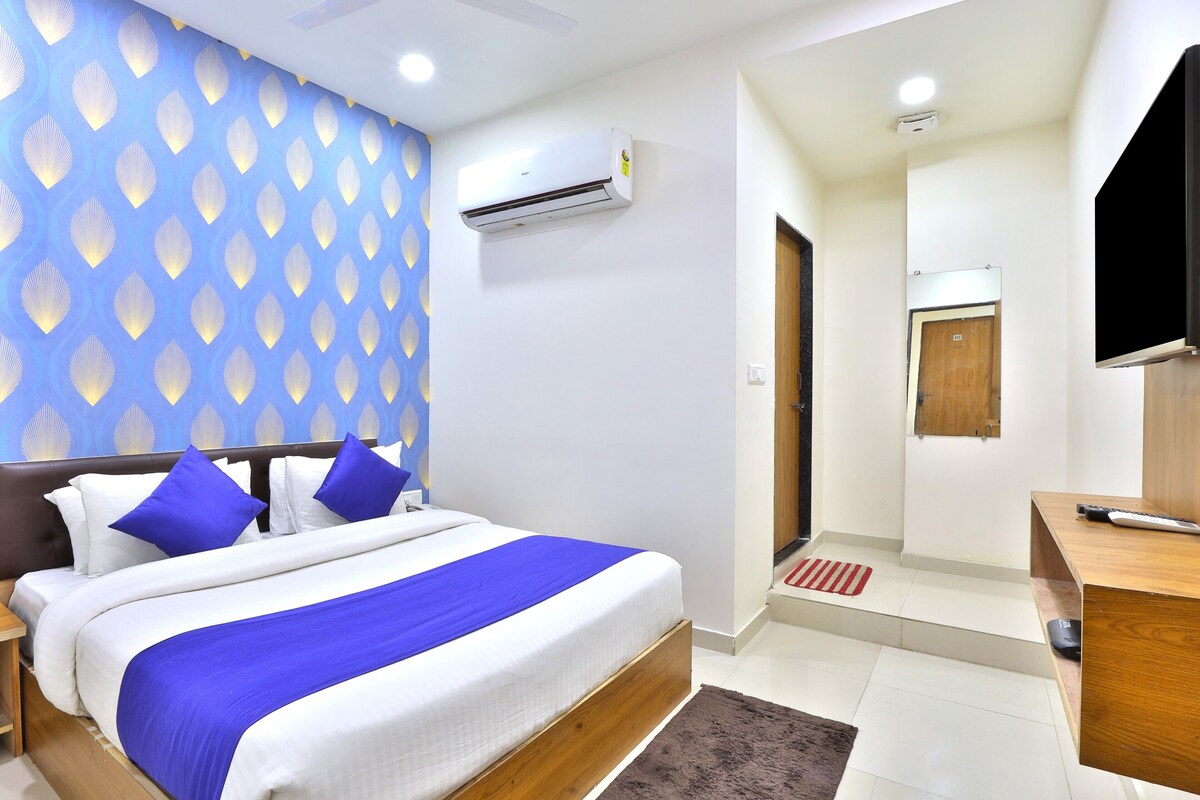 Hotel Shivaay - Tap to explore photos