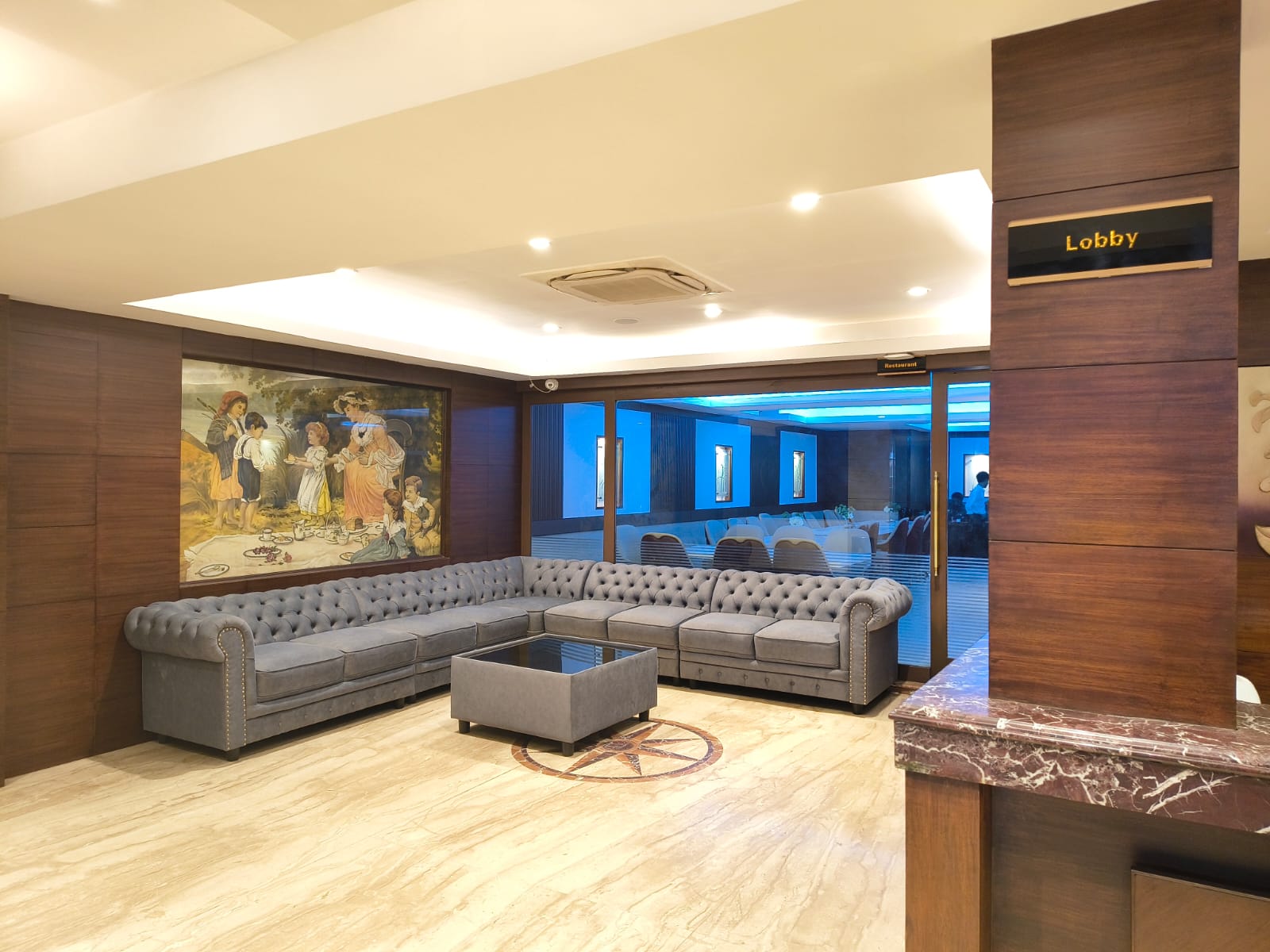 Main gallery