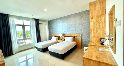 Adya Hotel Cenang Room Type - Deluxe Twin Room