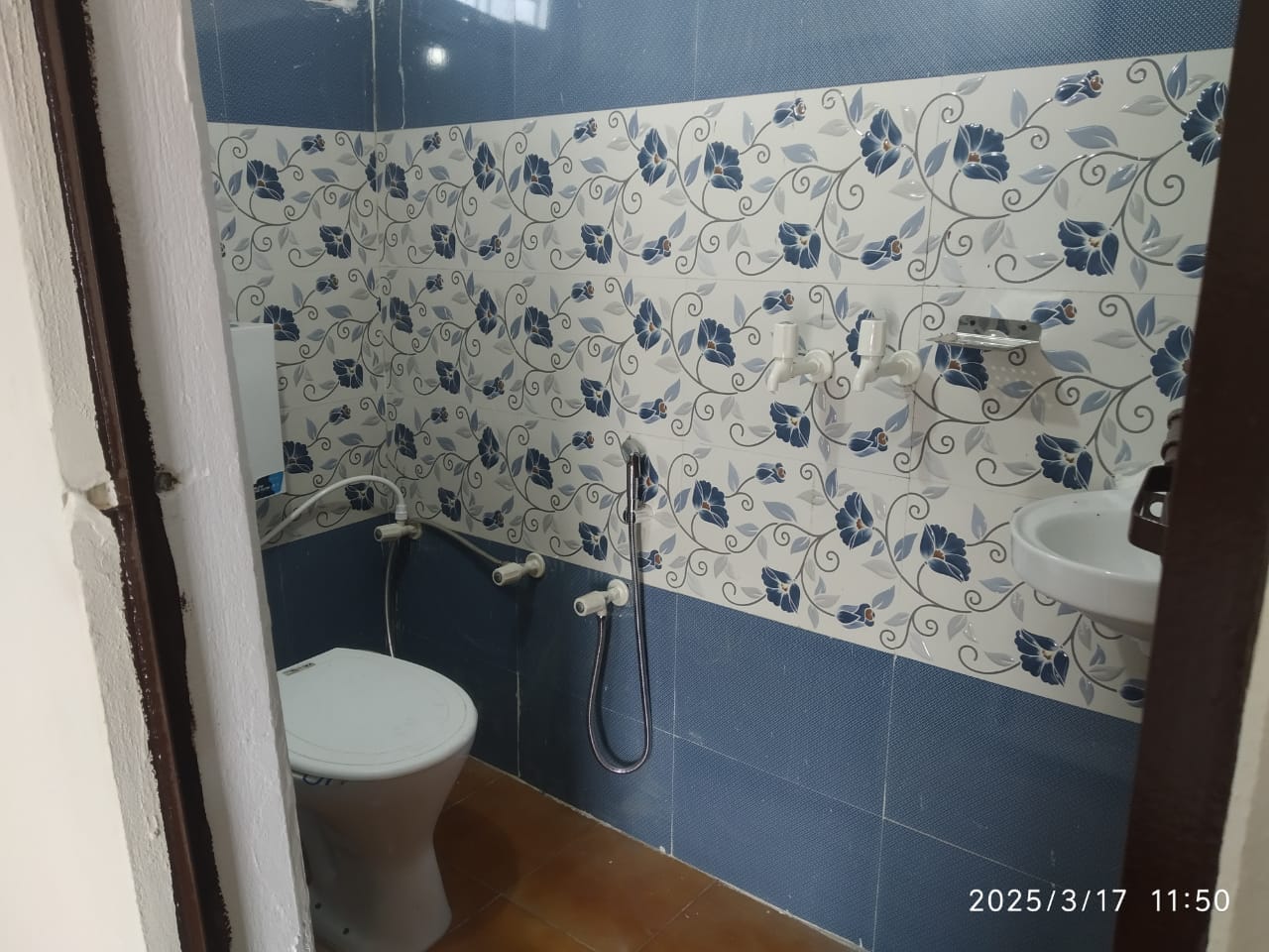 Shree Balaji Homestay - Tap to explore photos