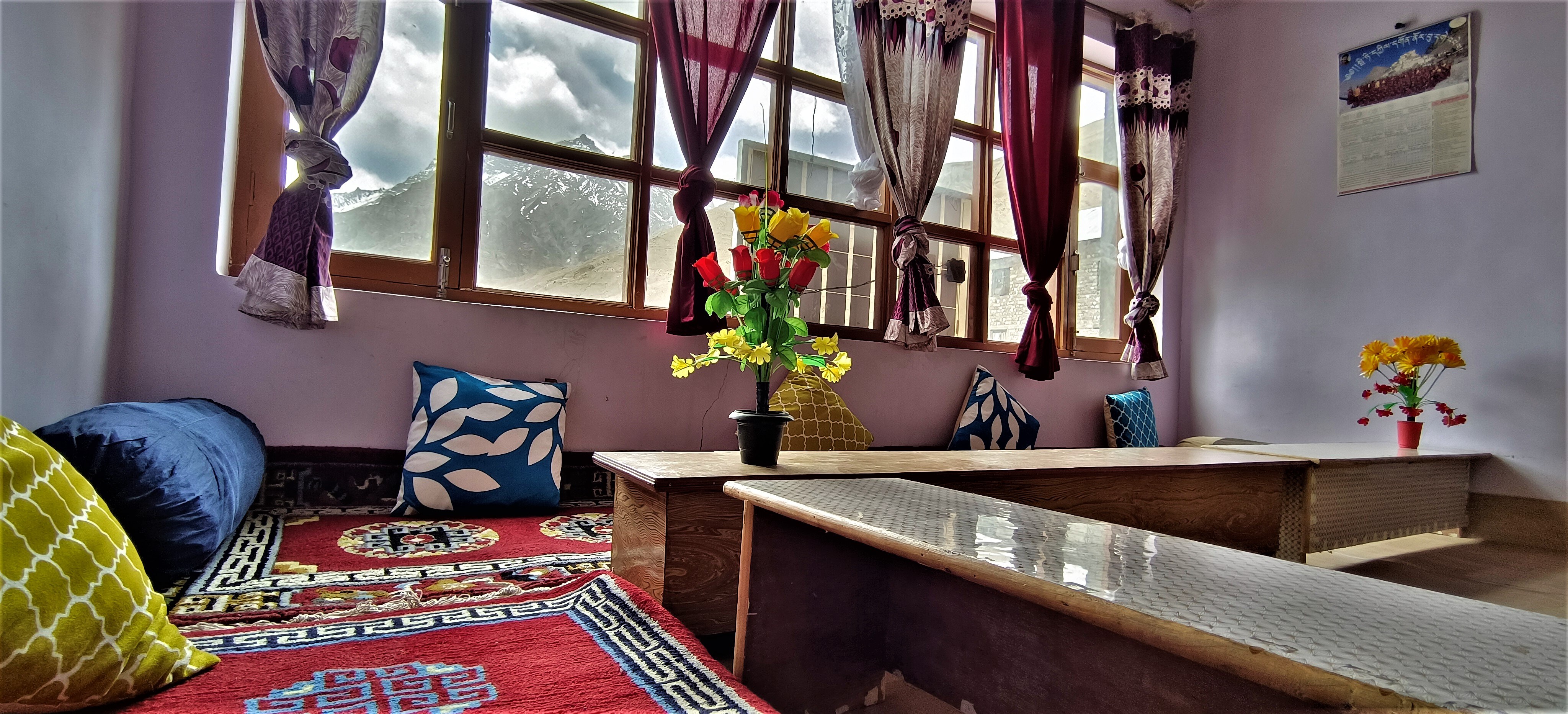 Pelyang Homestay | Rooms & Guided Treks - Tap to explore photos