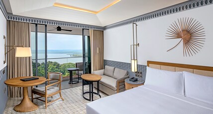DoubleTree by Hilton Goa - Panaji Room Type - King Deluxe Room River View with Balcony