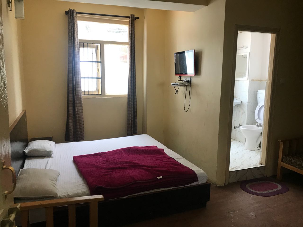 HOTEL CANDY SHIMLA - Tap to explore photos