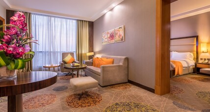 Holiday Inn JEDDAH GATEWAY Room Type - 1 King 1 Bedroom Suite Smoking