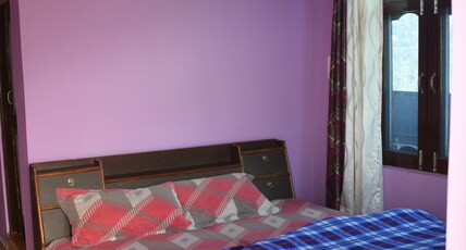 Hill Top Guest House Room Type - Deluxe Room With Mountain View