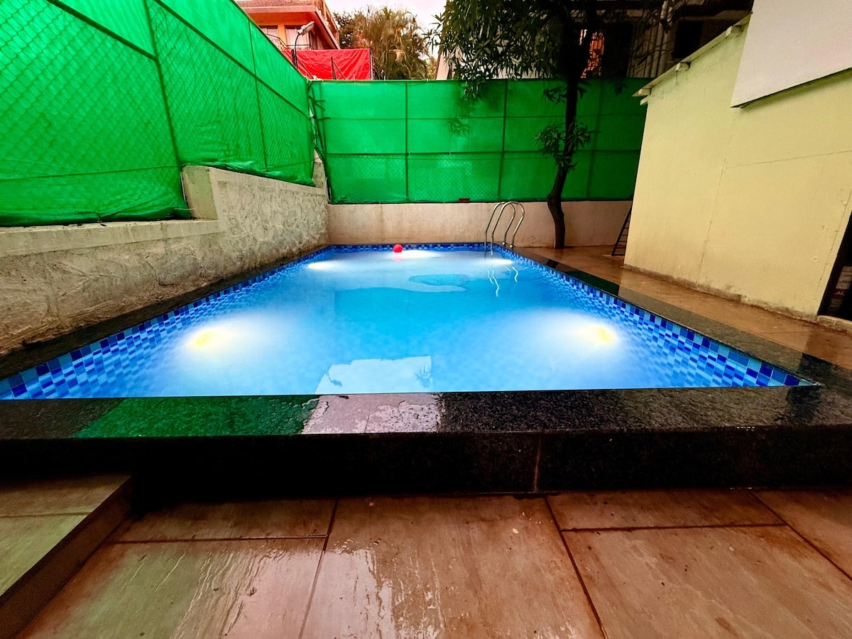 Starlit 4bhk villa with pvt Pool by Regara Stays - Tap to explore photos