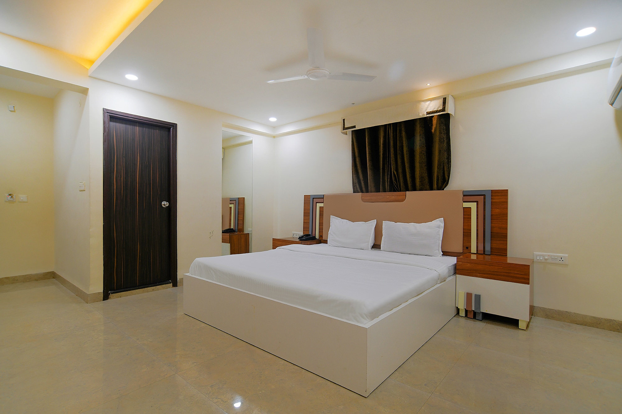 FabHotel Imperial Regency - Tap to explore photos
