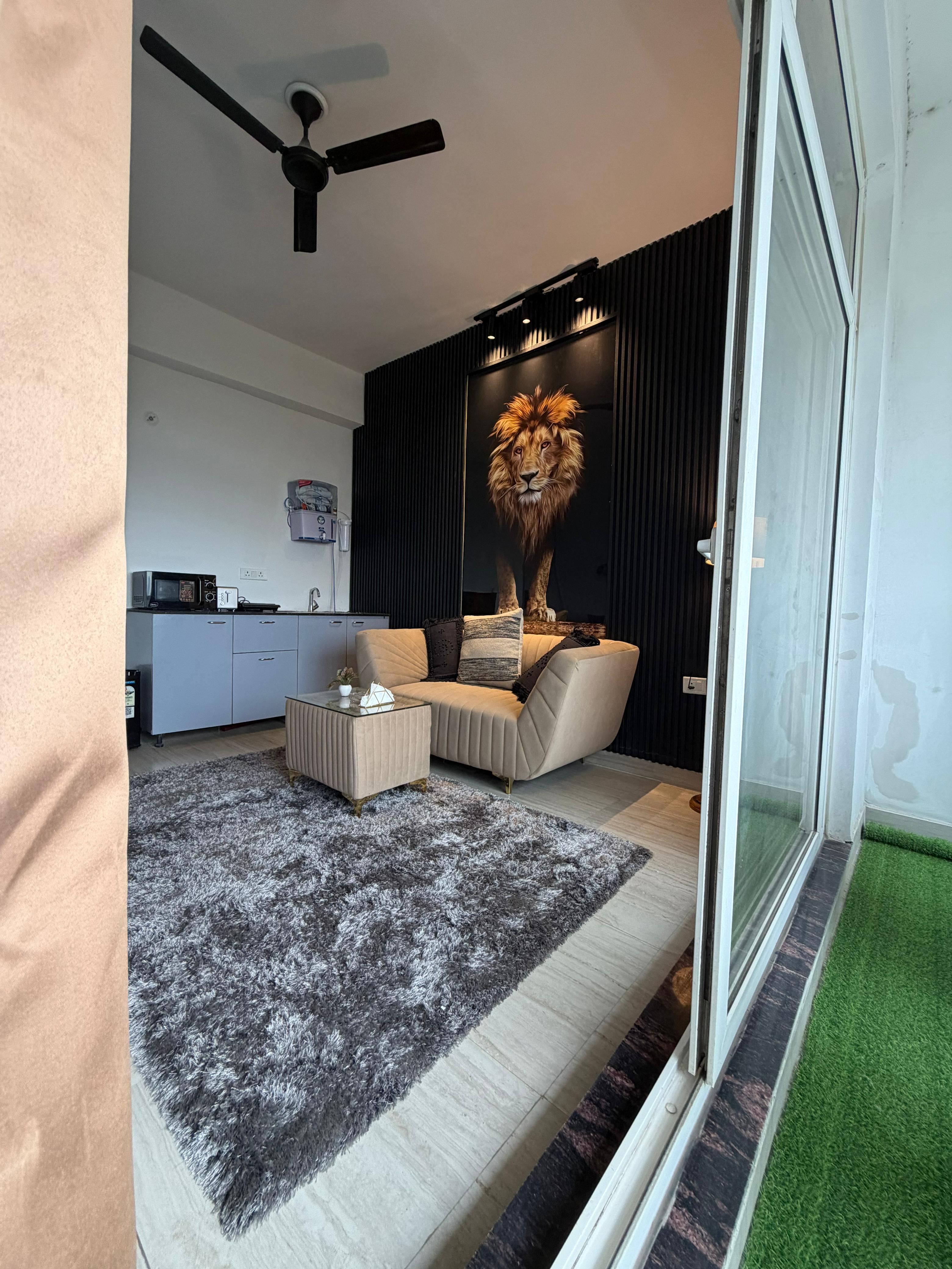 The Black Edition Luxury 1BHK Retreat - Tap to explore photos