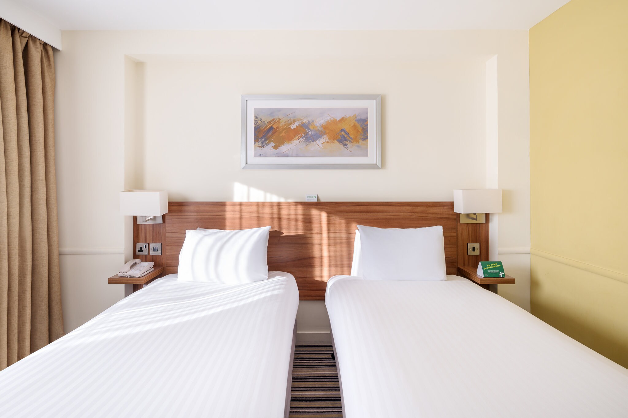 Holiday Inn ROCHESTER - CHATHAM - Tap to explore photos