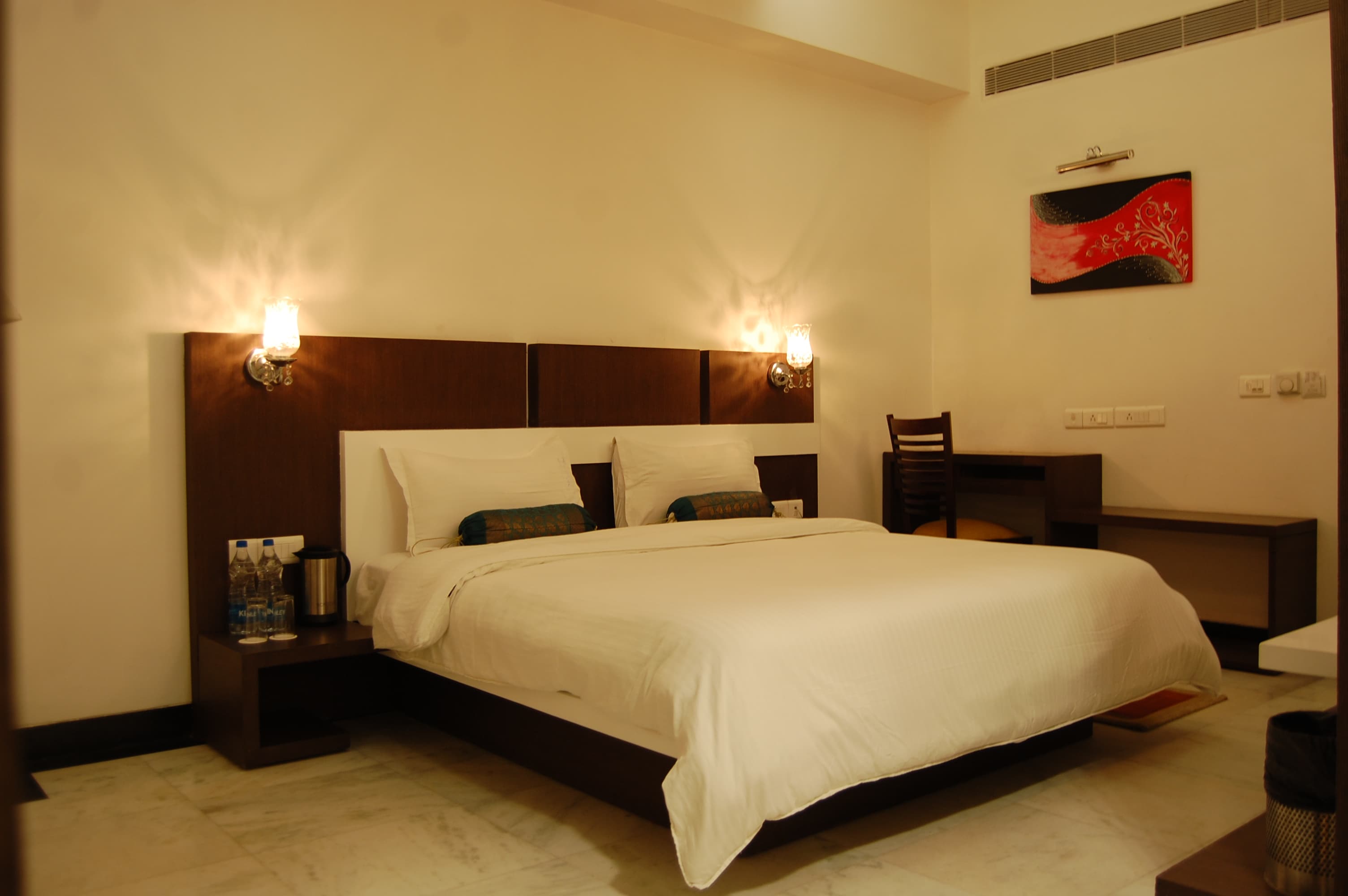 Hotel Taj Resorts - Tap to explore photos