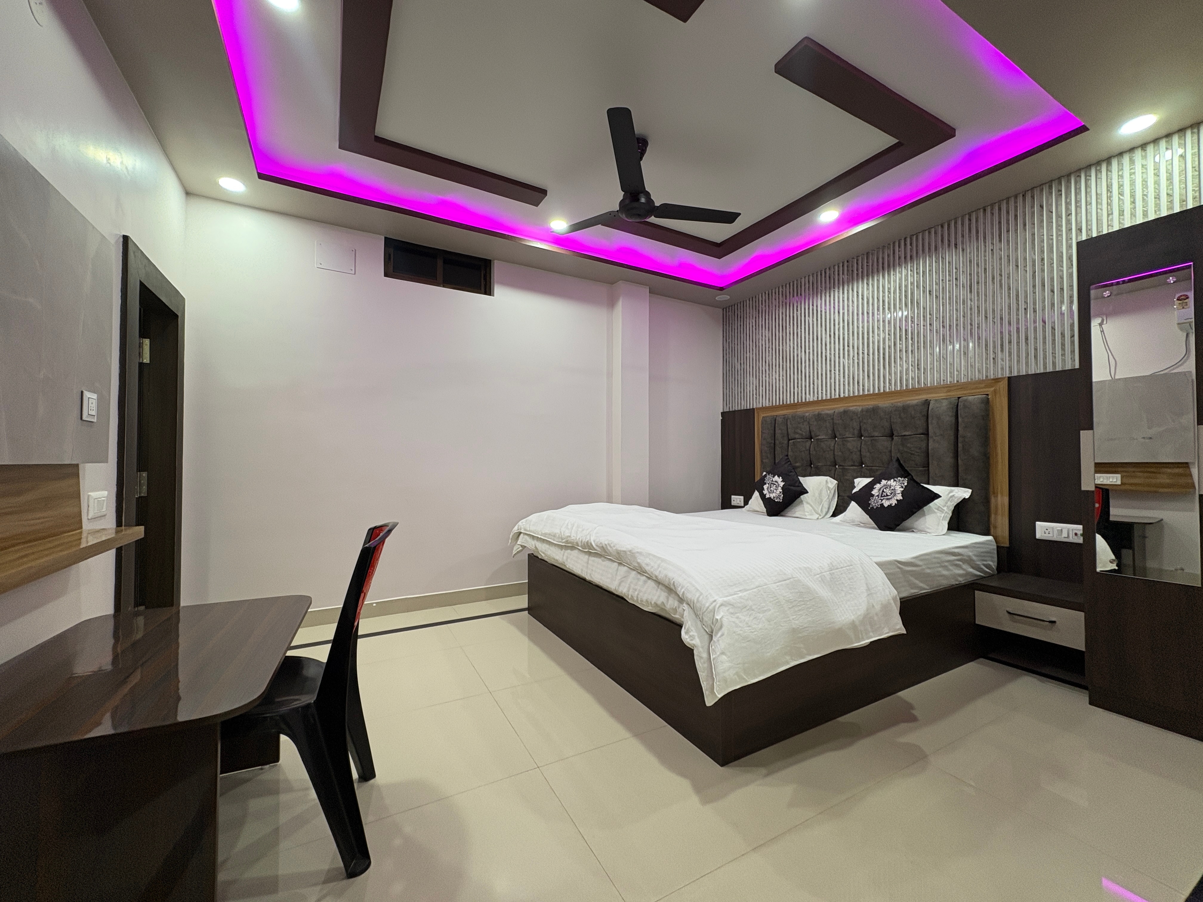 Hotel Savera - Tap to explore photos
