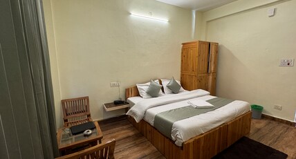 Mid Orchard  A truly Riverside Hotel Room Type - Deluxe room with balcony (partial river view) BLOCK A