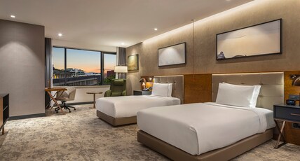 Hilton Istanbul Maslak Room Type - TWO QUEEN BEDS DELUXE RM