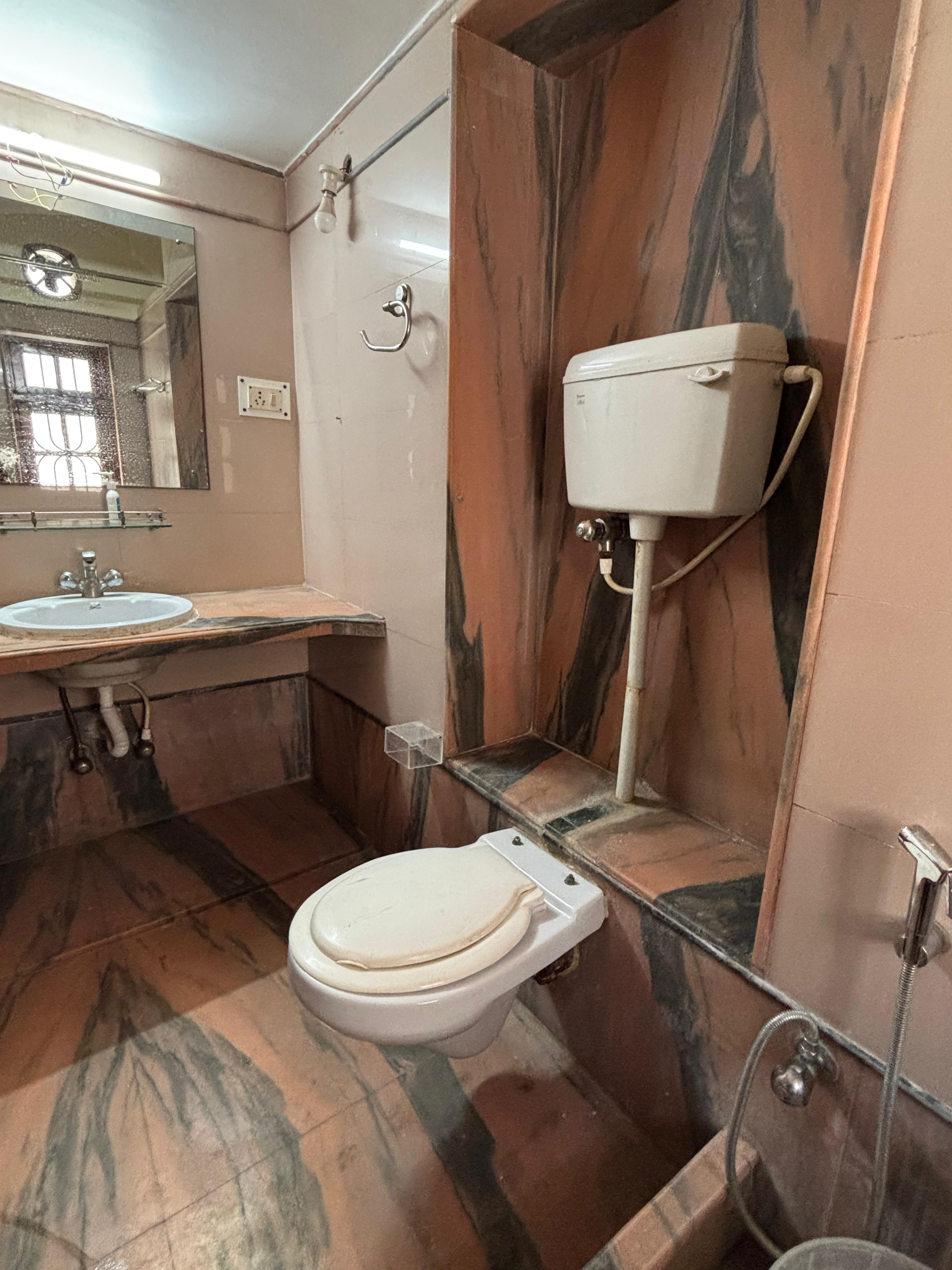 CAPTAINS HOME STAY - Tap to explore photos