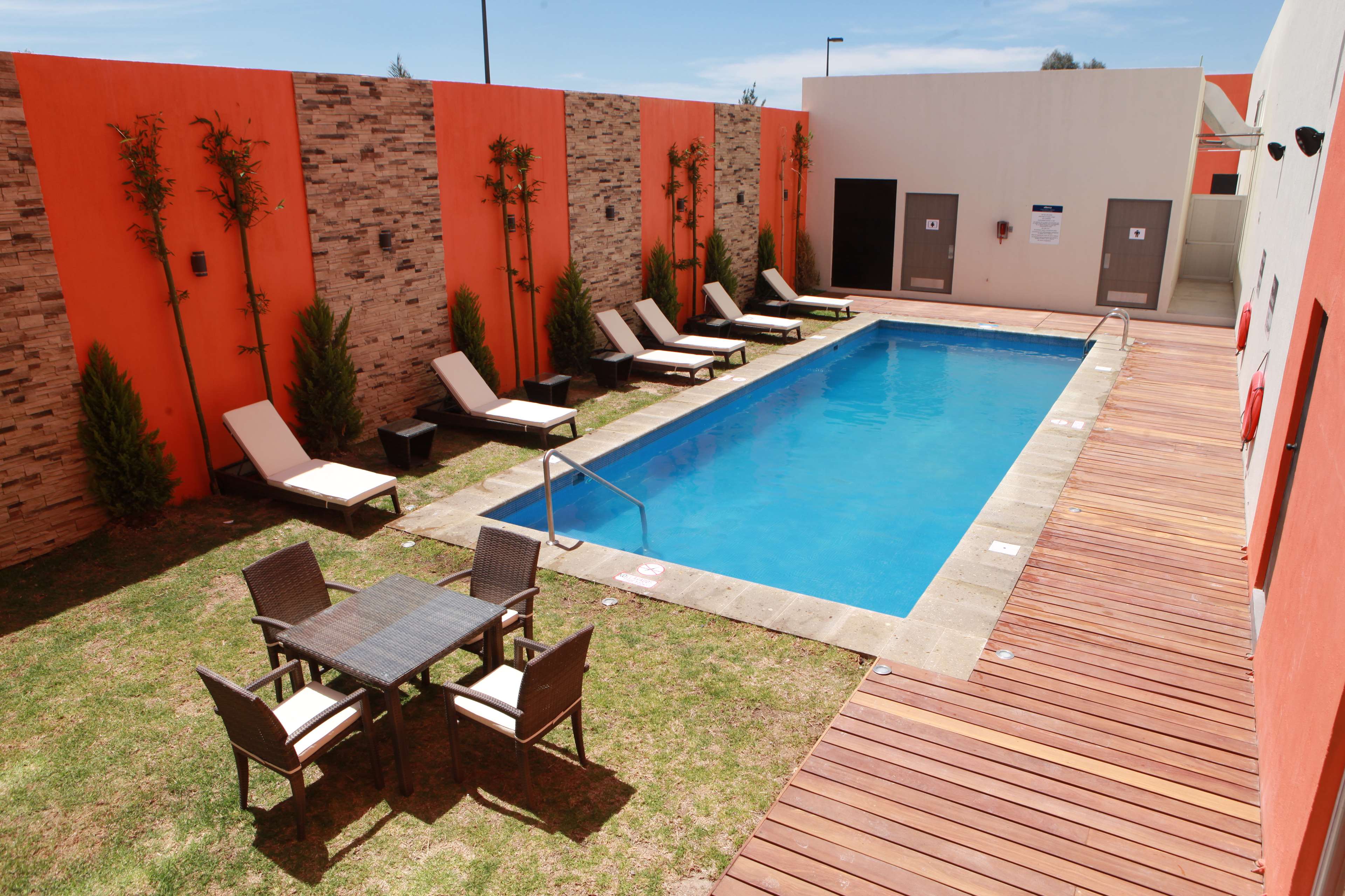 Hampton Inn & Suites by Hilton Aguascalientes - Tap to explore photos